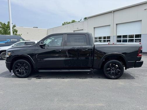 2022 RAM 1500 Laramie Crew Cab 4x4 57' Box