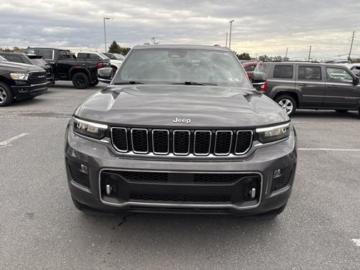2022 Jeep Grand Cherokee Overland 4x4