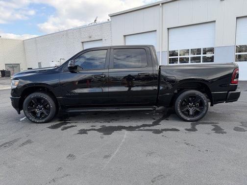 2023 RAM 1500 Big Horn Crew Cab 4x4 57' Box