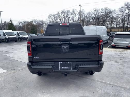 2024 RAM 1500 Laramie Crew Cab 4x4 57' Box