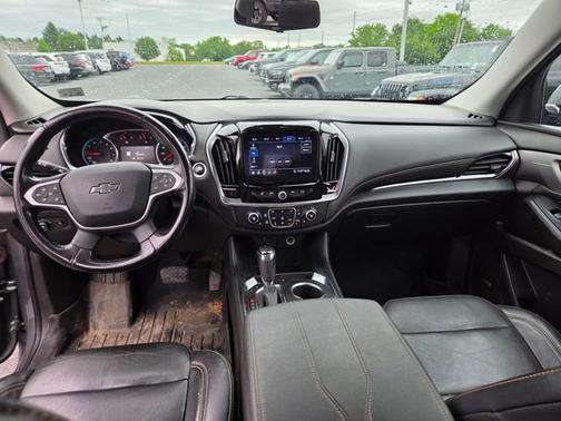 Satin Steel Metallic 2020 Chevrolet Traverse RS