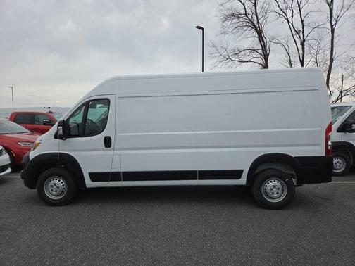 Bright White Clearcoat 2026 RAM ProMaster 3500 High Roof