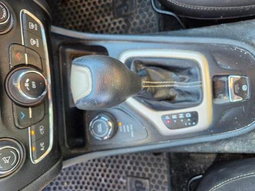 Eco Green Pearlcoat 2015 Jeep Cherokee Latitude