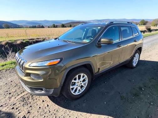Eco Green Pearlcoat 2015 Jeep Cherokee Latitude