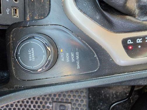 Eco Green Pearlcoat 2015 Jeep Cherokee Latitude