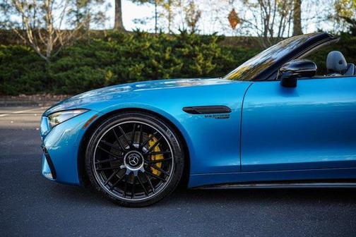 2022 Mercedes-Benz AMG SL 55 Base