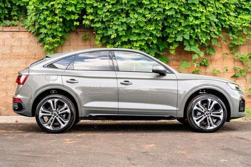 2023 Audi Q5 45 S line Premium Plus