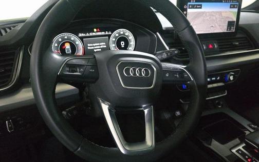 2023 Audi Q5 45 S line Premium Plus