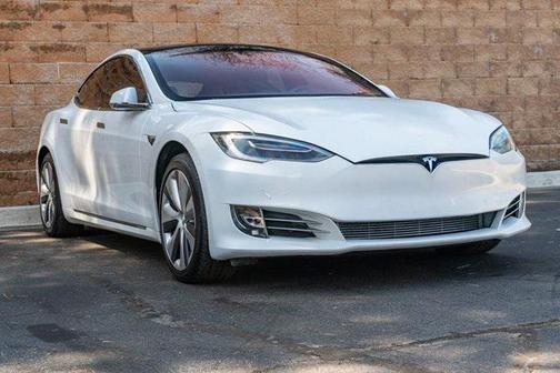 2020 Tesla Model S Long Range