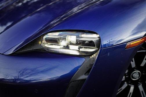 2022 Porsche Taycan Base