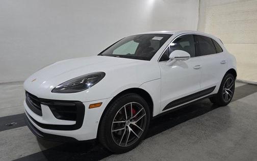 2022 Porsche Macan Base