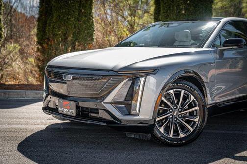 2024 Cadillac LYRIQ Sport