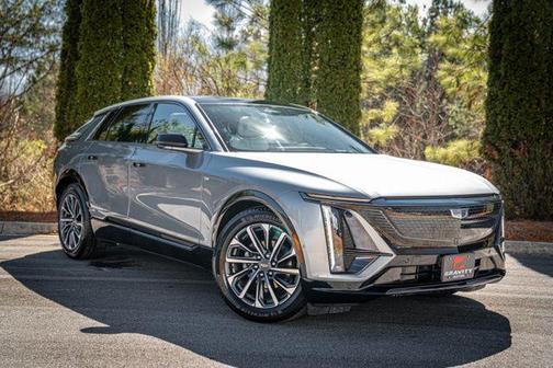 2024 Cadillac LYRIQ Sport