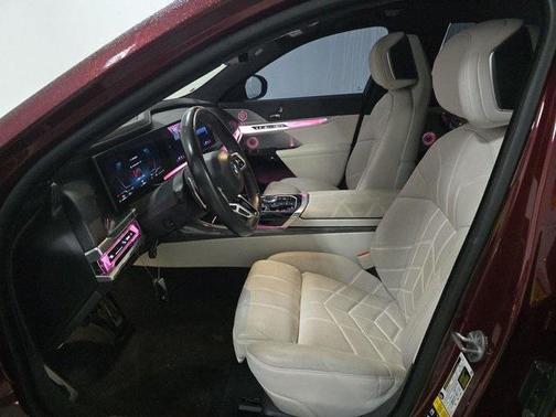 2023 BMW 760 i xDrive