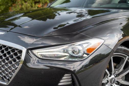 Victoria Black 2019 Genesis G70 2.0T Advanced