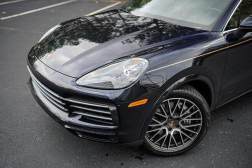 2022 Porsche Cayenne Cayenne