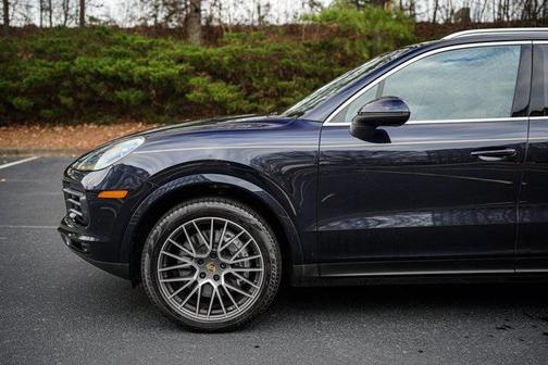 2022 Porsche Cayenne Cayenne