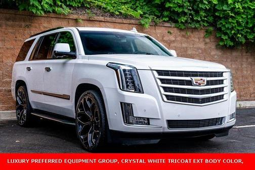 2020 Cadillac Escalade Luxury
