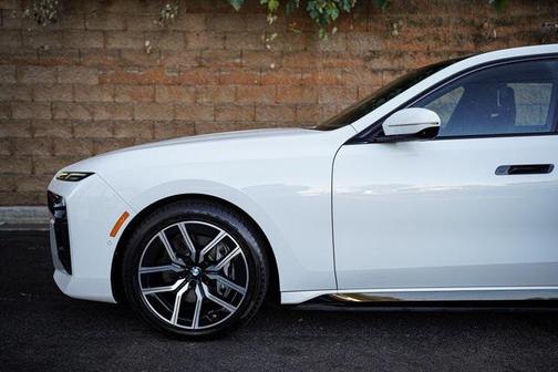 2023 BMW i7 xDrive60