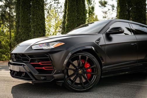 Black 2020 Lamborghini Urus Base
