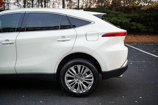 2022 Toyota Venza XLE