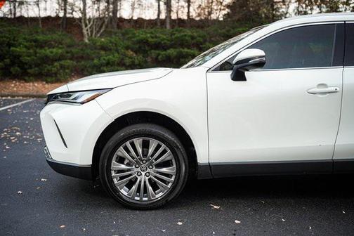 2022 Toyota Venza XLE