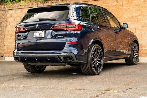 2023 BMW X5 M50i