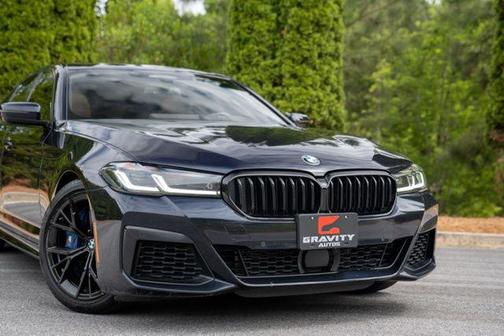 Carbon Black Metallic 2023 BMW 540 i xDrive