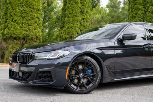 Carbon Black Metallic 2023 BMW 540 i xDrive