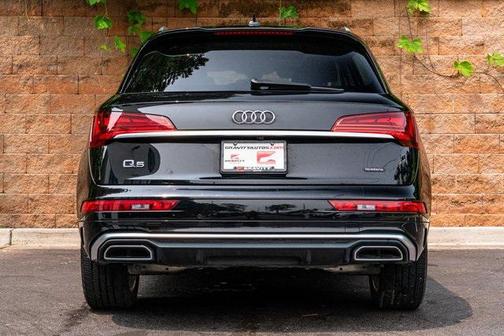 2021 Audi Q5 Premium Plus 55 TFSI e quattro S tronic