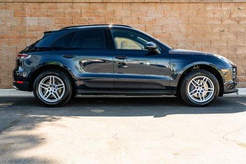 2021 Porsche Macan Base