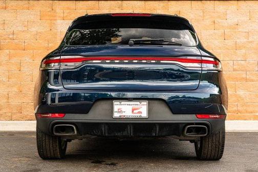 2021 Porsche Macan Base