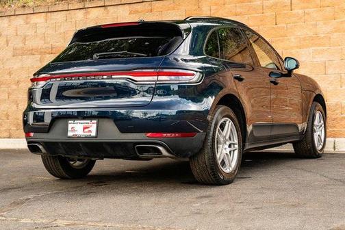 2021 Porsche Macan Base