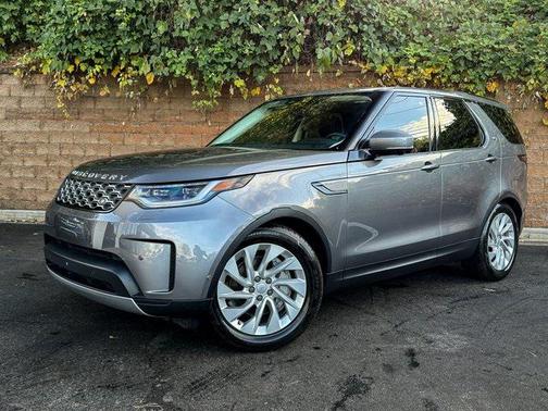 2023 Land Rover Discovery P300 S