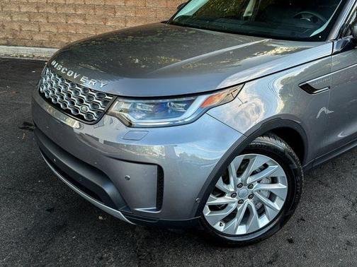 2023 Land Rover Discovery P300 S
