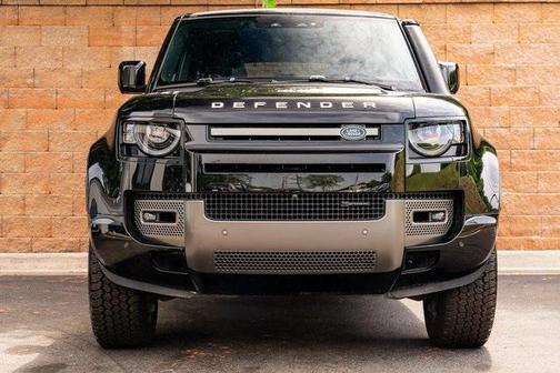 2022 Land Rover Defender 110 X-Dynamic SE