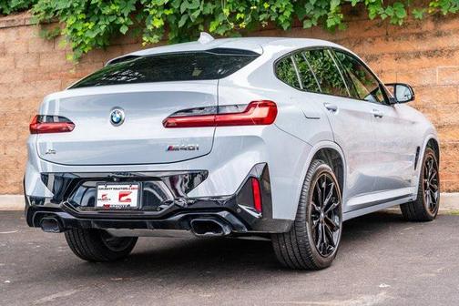 2023 BMW X4 M40i