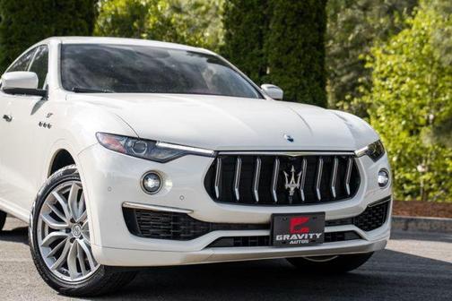 Bianco 2022 Maserati Levante GT