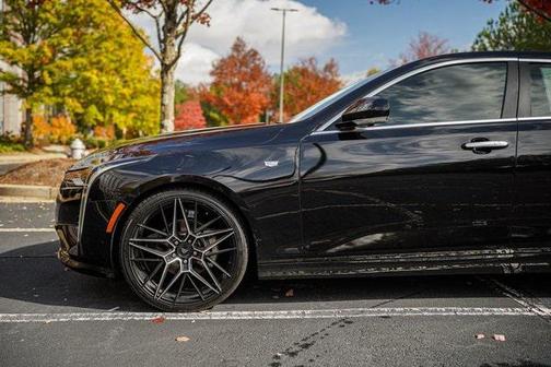 2024 Cadillac CT4 Premium Luxury