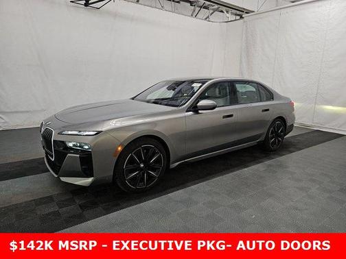 2023 BMW 760 i xDrive