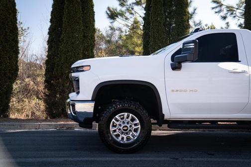 2025 Chevrolet Silverado 2500 LT