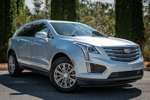 Silver Moonlight Metallic 2017 Cadillac XT5 Base