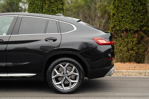 2023 BMW X4 xDrive30i