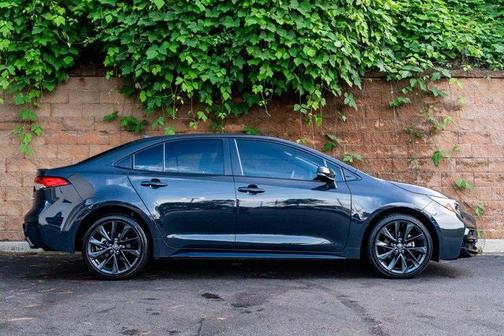 2024 Toyota Corolla Hybrid SE