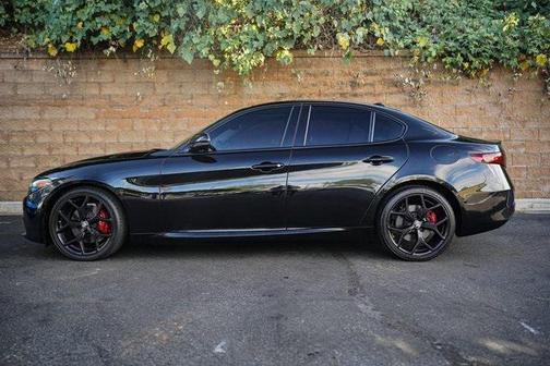2020 Alfa Romeo Giulia Base