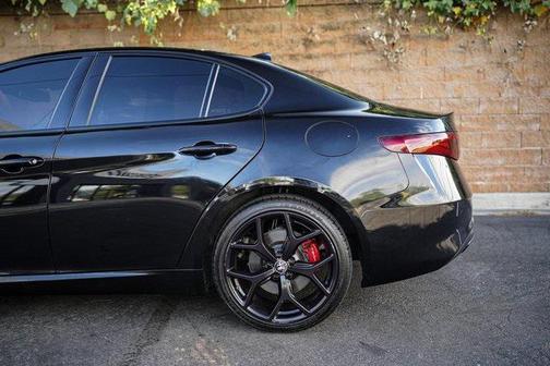 2020 Alfa Romeo Giulia Base