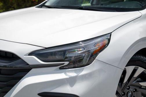 Crystal White Pearl 2025 Subaru Legacy Limited