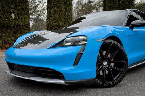 2022 Porsche Taycan 4