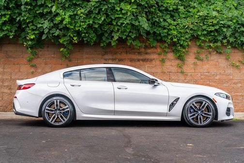 2022 BMW M850 i xDrive