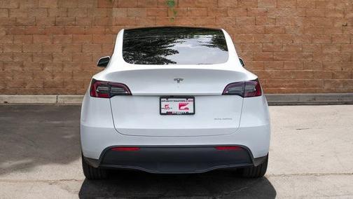 2024 Tesla Model Y Long Range Dual Motor All-Wheel Drive